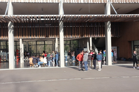Etxepare lizeoan, aterbea